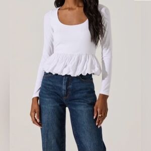 ASTR Bubble Hem Peplum Top